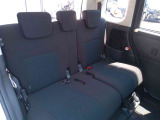 ゆとりある広々とした車内空間は、ドライブを始め買い物やレジャーなど、幅広く活躍します。一人でもみんなとでもお出かけを楽しみましょう!