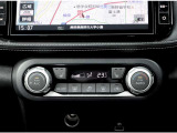 フルオートエアコン!運転席・助手席シートヒーター(2段階調整)付です!