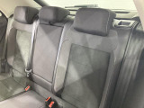 シートは適度な硬さによって長時間の運転でも疲れにくいと定評があります。国産車とは全く違った座り心地ですが、長年培われた欧州の椅子文化をご体感ください。