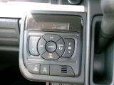 フルオートエアコンなので、車内は年中快適に保たれます。