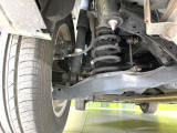 お車を安心してお乗りいただく為には、足回りの定期点検が欠かせません。サービスサポート(有償保証)では無料点検もご提供しており、安心のカーライフをお過ごしいただけるサポート体制が整っています。