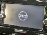 【純正9型ナビ】人気の純正ナビを装備しております。ナビの使いやすさはもちろん、オーディオ機能も充実!キャンプや旅行はもちろん、通勤や買い物など普段のドライブも楽しくなるはず♪