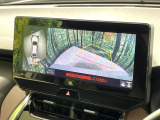 【パノラミックビューモニター】専用のカメラにより、上から見下ろしたような視点で360度クルマの周囲を確認することができます☆死角部分も確認しやすく、狭い場所での切り返しや駐車もスムーズに行えます。