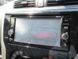 車を上から見下ろしているかのような映像で周囲の状況を確認できるアラウンドビューモニター。狭い駐車場や駐車が苦手な方でも安心。