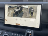 【3Dサラウンドカメラ】車両周辺360度の状況を立体的に表示するシステムで、駐車や狭い場所での運転、オフロード走行時に非常に役立ちます。