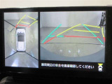 パノラミックビューモニター付きです。車両を上から見たような映像をディスプレイオーディオ画面に表示。運転席からの目視だけでは見にくい、車両周辺の状況をリアルタイムでしっかり確認できます。