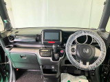 メーターやシフト、スイッチ位置など運転席まわりの配置はしっくりいきたいものですね!まずは座ってチェックしてみて下さい♪