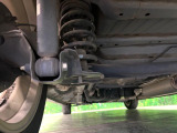 お車を安心してお乗りいただく為には、足回りの定期点検が欠かせません。サービスサポート(有償保証)では無料点検もご提供しており、安心のカーライフをお過ごしいただけるサポート体制が整っています。