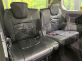 3列目シートはもちろん状態良好☆大人でもゆったりと座って頂けますので、大人数でのお出かけもラクラクです♪ご家族で、気の知れた仲間で、ドライブに行くのが楽しみですね♪