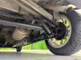 お車を安心してお乗りいただく為には、足回りの定期点検が欠かせません。サービスサポート(有償保証)では無料点検もご提供しており、安心のカーライフをお過ごしいただけるサポート体制が整っています。