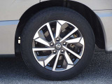 【タイヤ】 【純正16ンチアルミホイール】《195/60R16》専用のアルミなのでお車のイメージぴったりですね!