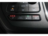 シートヒーター装備車両♪♪寒い冬はもちろん♪肌寒い春先・秋口まで活躍してくれるあると嬉しい装備です♪♪