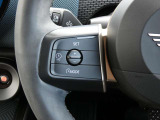 アクティブクルーズコントロール(ACC)搭載!設定した速度を基準として、一定の車間距離を車が自動で維持してくれる機能です!