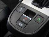 ◆ドライブレコーダー◆映像・音声などを記録する自動車用の装置です。 もしもの事故の際の記録はもちろん、旅行の際の思い出としてドライブの映像を楽しむことができます。