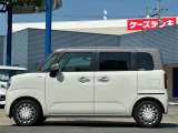 メーカー保証となります。一般保証は新規登録日より初回車検日まで(3年60,000km)、特定保証は新規登録日より5年100,000kmまでとなります。