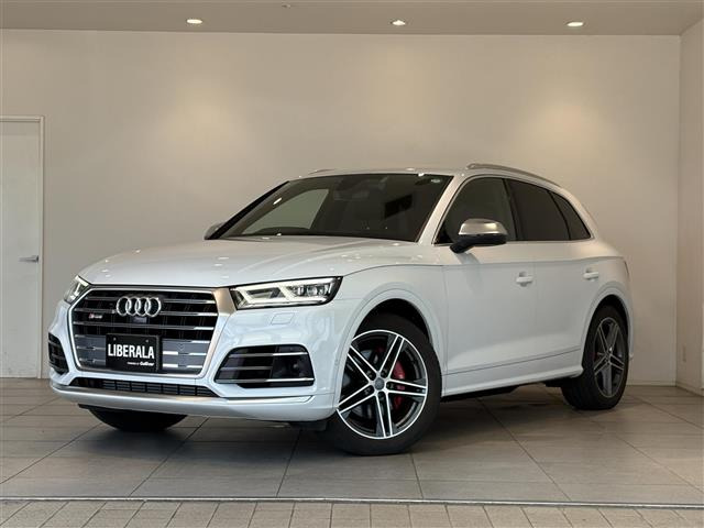 アウディ SQ5 