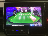 バックカメラの画像です。ガイドラインがスムースな車庫入れをサポートいたします。車庫入れの安心感がアップしますね。