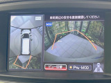 【アラウンドビューモニター】専用のカメラにより、上から見下ろしたような視点で360度クルマの周囲を確認することができます☆死角部分も確認しやすく、狭い場所での切り返しや駐車もスムーズに行えます。