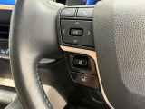 ナビゲーションに視線を移さず、ハンドルから手を離さず、運転に集中したまま手元でオーディオ操作できます♪