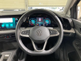 現代のVWの顔ともいえるGolf。なめらかな走りはもちろん安全性も充実させ、あなたのドライブに安心と楽しみを提供します。