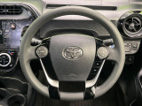 インテリアに合わせたデザインのステアリングは、運転される方のことも考え、運転しやすい形状、大きさです。是非一度、実際に触ってお確かめください。