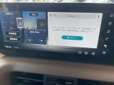 12.3インチで大型の統合型ディスプレイ搭載。(Googleマップ搭載)Googleアカウントにログインすることで、スマートフォンなどで登録することで、お気に入りの場所や保存したルートを連携することができます。