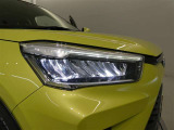 LEDヘッドライトです。デザイン性がよくとても明るいので、夜間の走行や悪天候でも安心です。しかも長寿命!