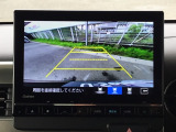 バックモニター付きで、車庫入れやバック時の後方確認をしっかりサポート。モニターに映し出される映像で死角も確認しやすく、狭い場所での駐車や後退時の操作をより安心して行えます。