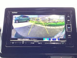 バックモニター付きで、車庫入れやバック時の後方確認をしっかりサポート。モニターに映し出される映像で死角も確認しやすく、狭い場所での駐車や後退時の操作をより安心して行えます。