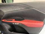 【運転席ドアの内側】