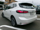 数ある認定中古車の中から群馬BMWプレミアムセレクション館林をご覧いただきまして誠にありがとうございます。ベテランスタッフがお客様のご質問に丁寧にご回答させていただきますので宜しくお願いします。