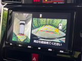 【パノラミックビューモニター】専用のカメラにより、上から見下ろしたような視点で360度クルマの周囲を確認することができます☆死角部分も確認しやすく、狭い場所での切り返しや駐車もスムーズに行えます。