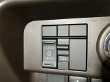 片側電動スライドドア(助手席側)小さなお子さまのいるご家庭には嬉しい装備