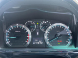 【スピードメーター】メーターがシンプルで見やすく運転しやすいですね。
