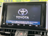 【9インチ ディスプレイオーディオ】大画面ディスプレイへお持ちのスマートフォンと連携して、ナビやbluetoothでの音楽再生が可能です♪デザインはもちろん操作性も良好!別途ナビ機能の取付可能です♪
