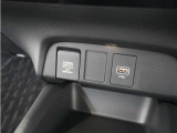 ◆オートブレーキホールド機能付き電子パーキングブレーキ◆ブレーキペダルを足から離しても停車状態を保ちます。アクセルを踏めば自動でブレーキが解除され、発進可能!