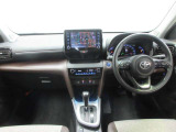 「中古車ハイブリッド保証」付き。ハイブリッド機構を無償で保証します。保証期間は、初度登録年月から10年目まで、またはロングラン保証が終わってから3年間。ただし累計走行距離が20万km以内です。