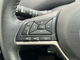 便利なステアリングスイッチ装備です。
