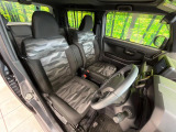 運転席シート廻りは使用感も少なく、良好な状態となっています。丁寧に使われていたことがよくわかりますね。