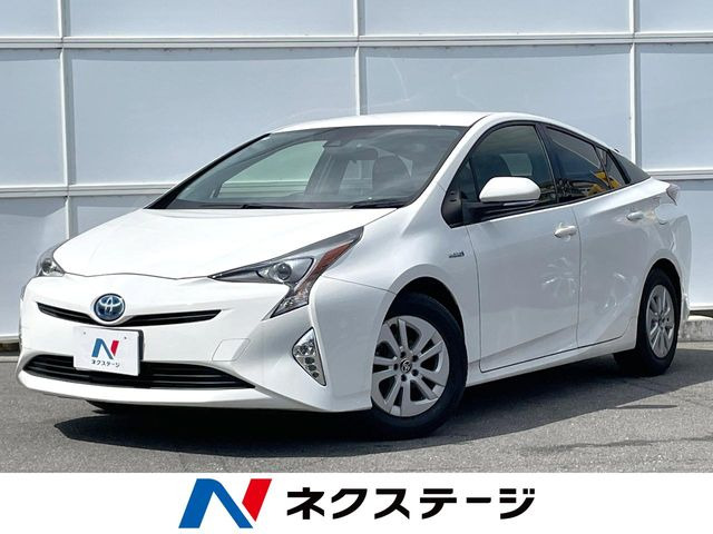 トヨタ プリウス 