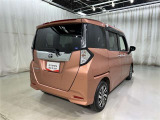 後ろから見ると車の印象も変わりますね♪
