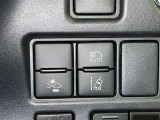 オートマチックハイビームとは、先行車や対向車のライトを認識し、ハイビームとロービームを自動で切り替える機能です。夜道の視界を確保します。詳細は販売店スタッフまでおたずねください。