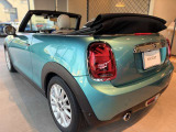かわいいテールのデザインはほかの車にはない魅力があります。ひと目で&ldquo;MINI&rdquo;とわかるデザインはアナタを虜にしてしまうかもしれません。
