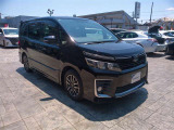 広々とした車内空間に優れた燃費性能。更にデザインも上質で人気のお車です!