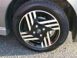 155/65R14インチ純正ホイール装着ですね