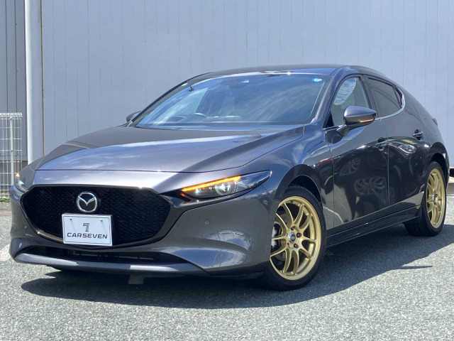 マツダ MAZDA3ファストバック 