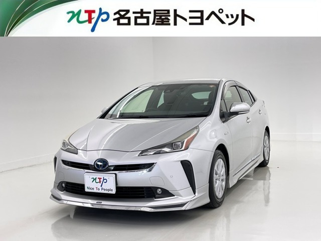 トヨタ プリウス 