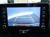バックガイドモニターで、後方を確認しながら安心して駐車することができます。運転初心者も熟練者も必須の機能ですよ!