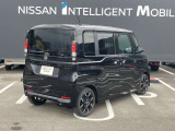 納車前に入念な点検整備をさせていただきます。もちろん全車走行距離無制限のワイド保証付きですので安心してお乗りいただけます。