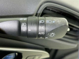 【オートライト】車外の明るさに応じて自動的にライトの点灯・消灯をしてくれます